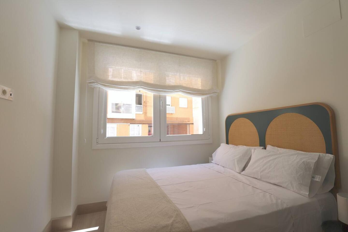 Apartamentos Orilla Del Bernabeu Madrid Exterior foto